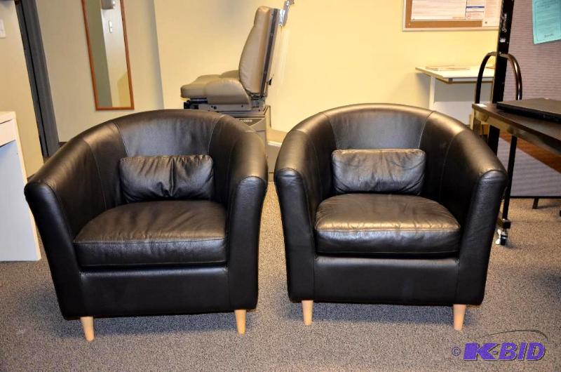 lot 1L image: Two leather chairs that match the black leath...
