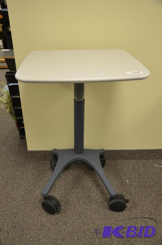 lot 206 image: Adjustable rolling table 17&quotx21.5"...