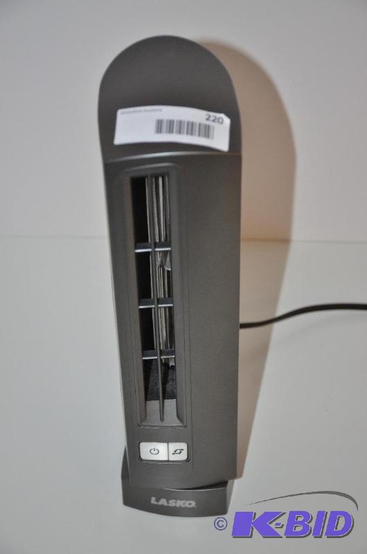 lot 220 image: Lasko, fan. Model number 4000....