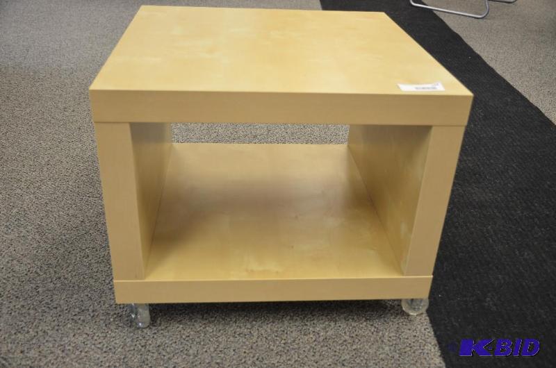 lot 223 image: Table on wheels. 22x22x18....