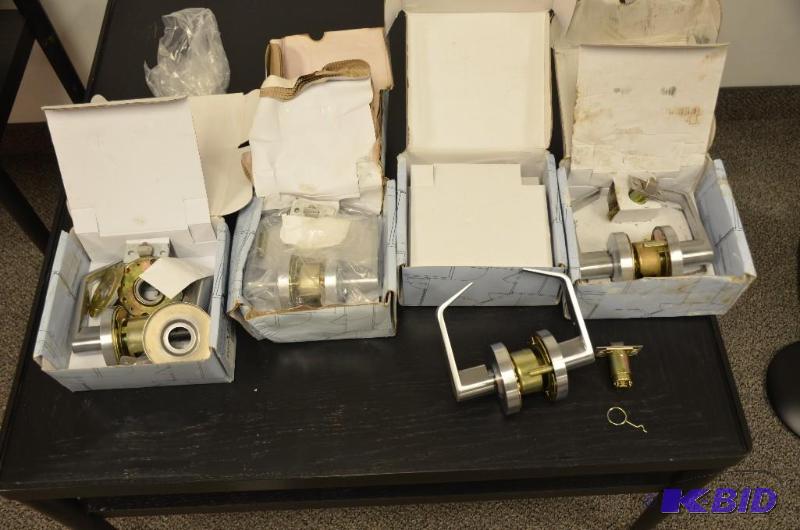 lot 243 image: 4 commercial door handles....