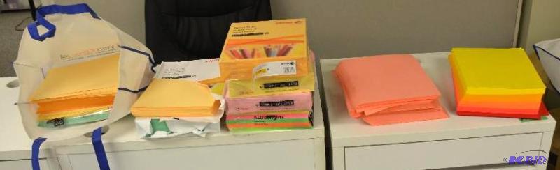 lot 256 image: Lot of Color Printer Papers....