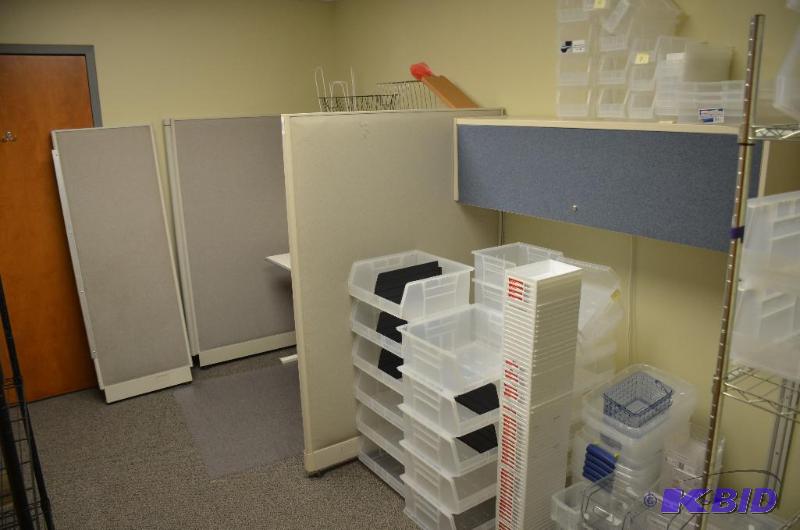 lot 266 image: Office Cubicle with desk and divider 47"...
