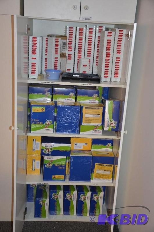 lot 279 image: Contents of storage unit. 4 shelves. Approx ...