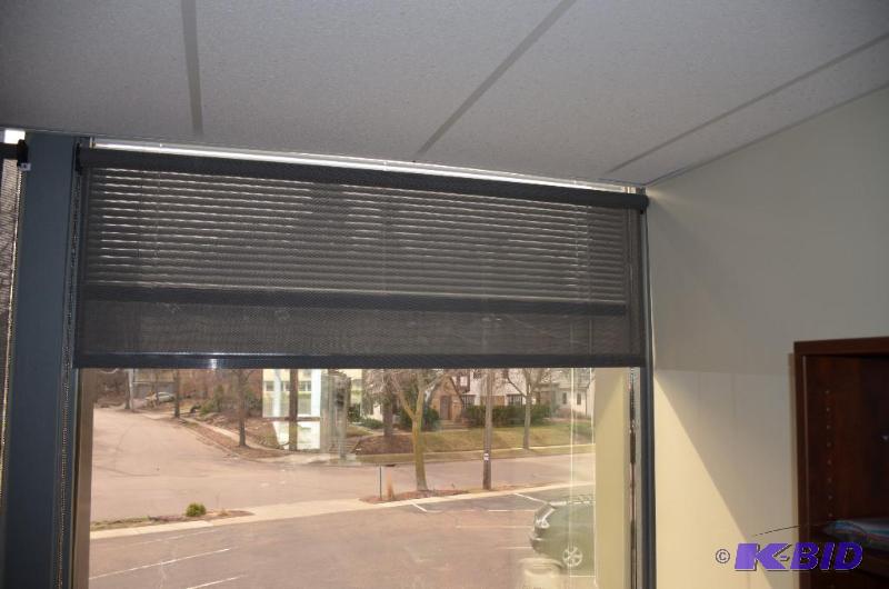 lot 42 image: Role up Sun shades...