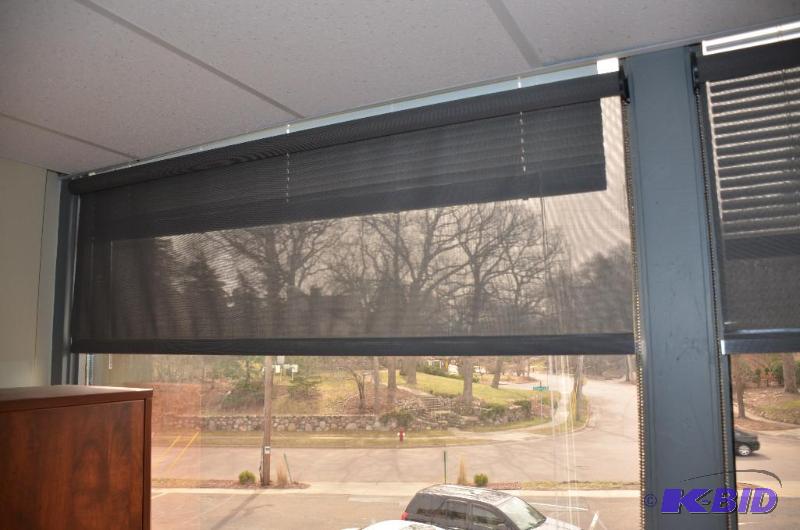 lot 43 image: Role up Sun shades...