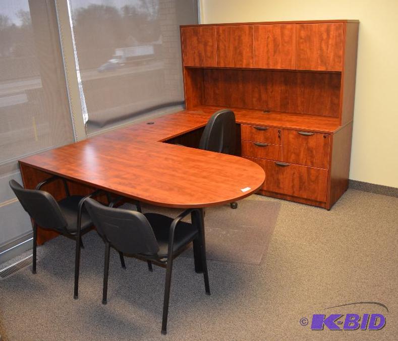 lot 61 image: High end &quotOffices To Go" brand desk...