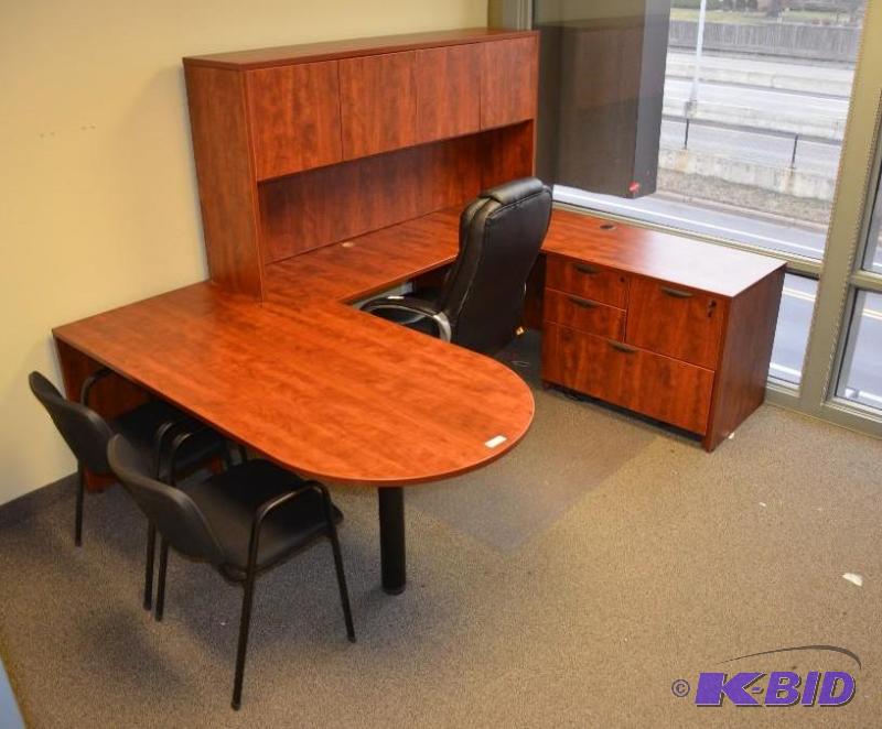 lot 65 image: High end &quotOffices To Go" brand desk...