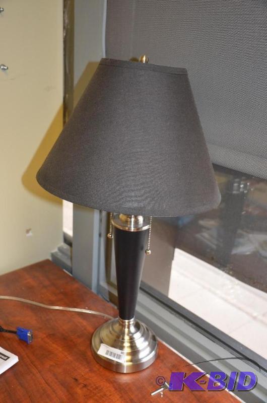 lot 80 image: Nice modern style desk lamp...