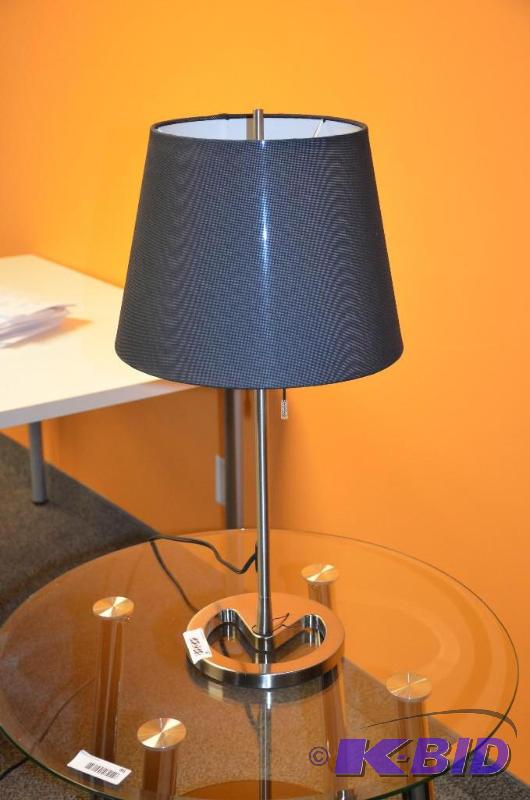 lot 87 image: Table lamp 26 tall...