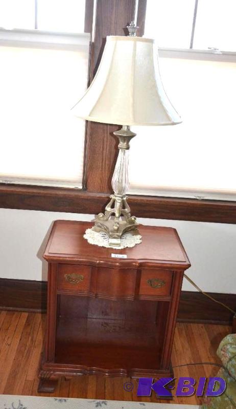 Wood lamp table 21x16x25...