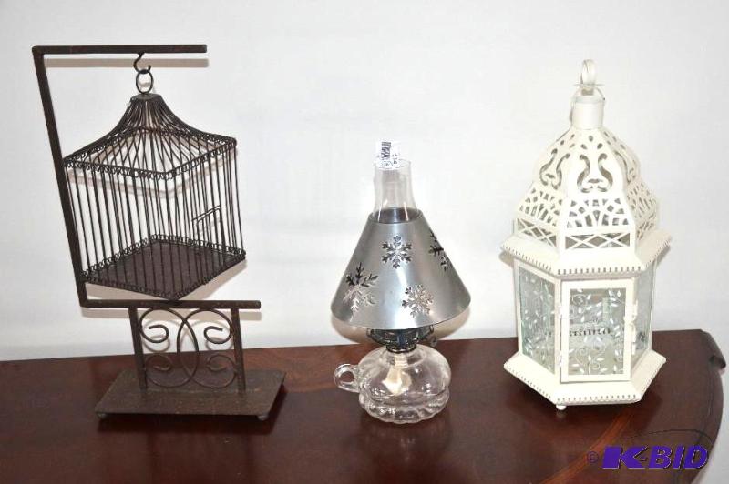 2 candle stands &amp one kerosene lamp 6&quo...