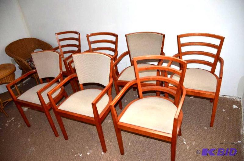 7 Knoll chairs by designer Raul de Armas&nbsp...