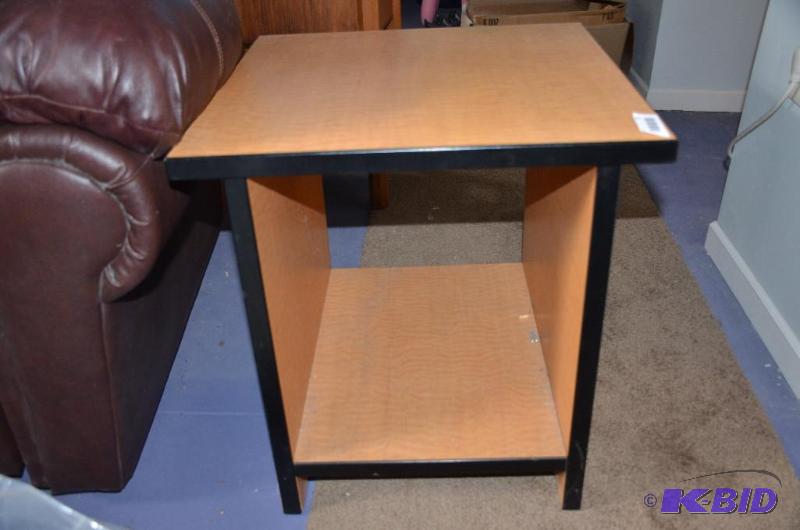 Wood End table 21x21x21...