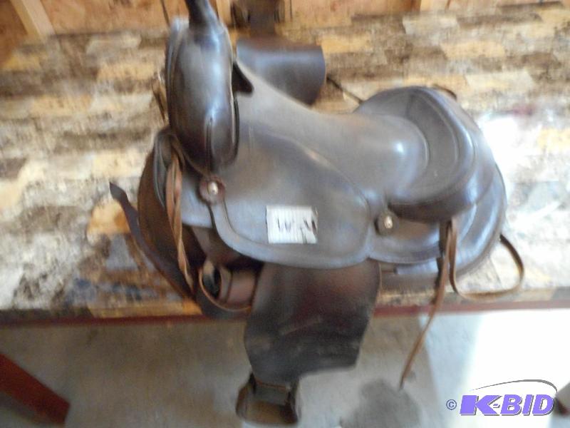 Saddle