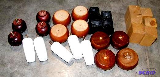 Large Lot of Small Feet - Set of 6 natural un...
