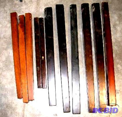 Large Leg Lot - Largest leg is 2 34 x 2 34&...