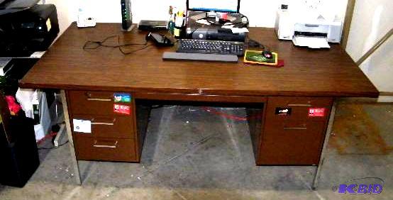 Desk - Desk only - Large heavy duty - Finish...