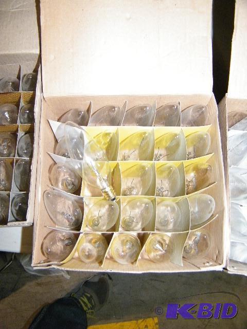 Light Bulb Lot - 25 total - 110 - 130V, 25W...