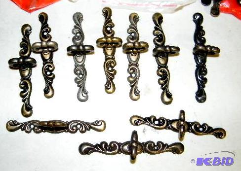 Lot of Handles - 21 are matching - Very decor...