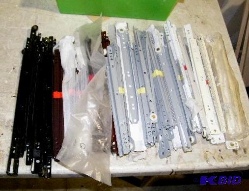 Drawer Glides Lot - Plastic bin included - Ap...