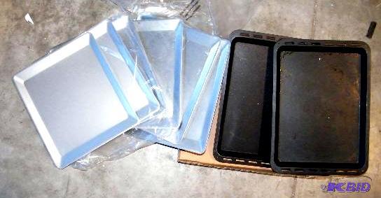 Lot of Cooking Pans - (6) 11 34&quot x 10 1...