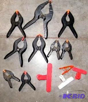 Mixed Lot of Clamps and Clips - 4 clips - 9 c...