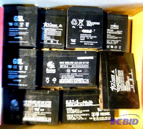 Lot of 9 Batteries - Most of them are for rid...