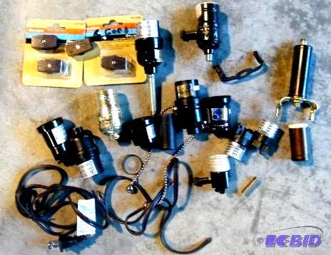 Large Lot of Lamp Parts - Sockets and switche...