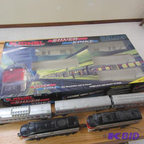Lionel Passenger Train