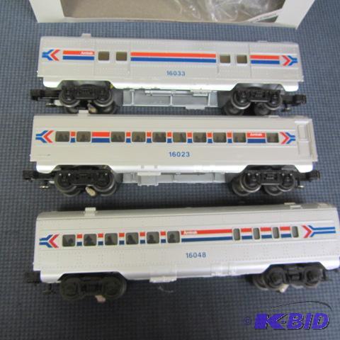 Lionel Model Train Cars
