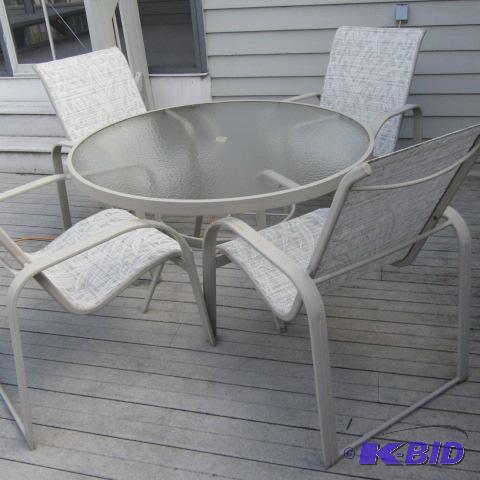 Glass Top Patio Table & Chairs