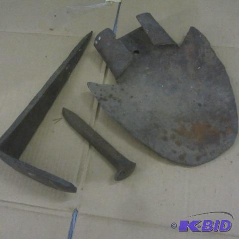 Primitive Shovel, Cast Iron Tool