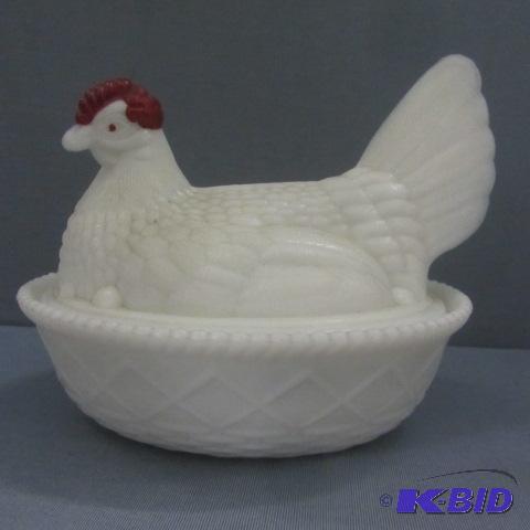 Westmoreland Nesting Hen