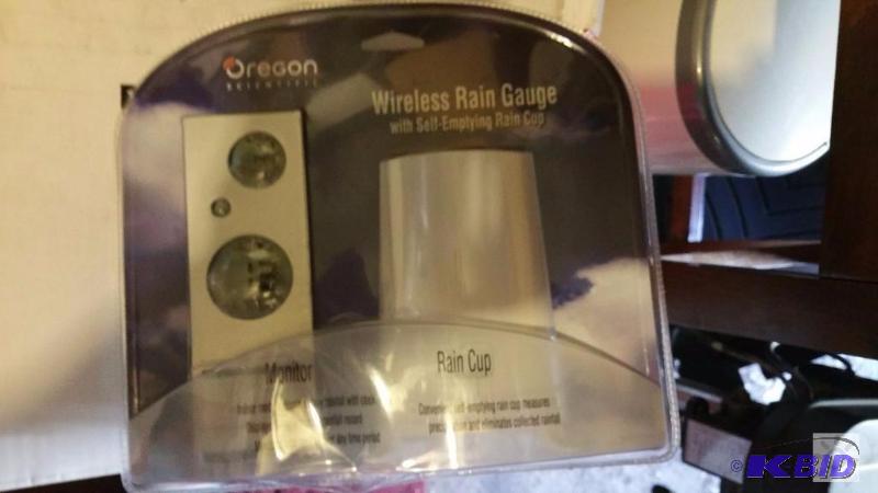 lot 43 image: Oregon Wireless Rain Gauge