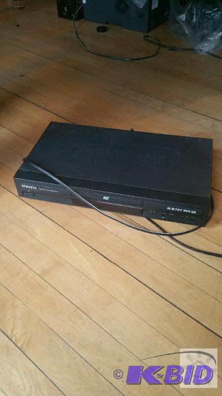 lot 509 image: Samsung DVD Player