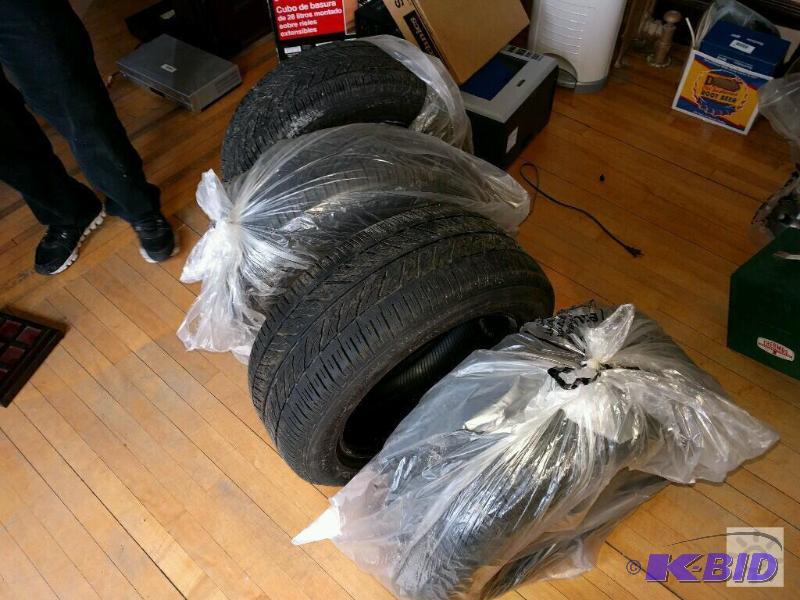 lot 702 image: 4 Bridgestone 21555R16 Potenza Tires