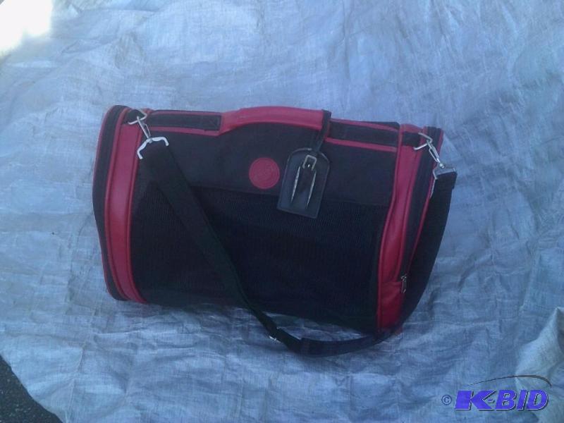 Pet carrier