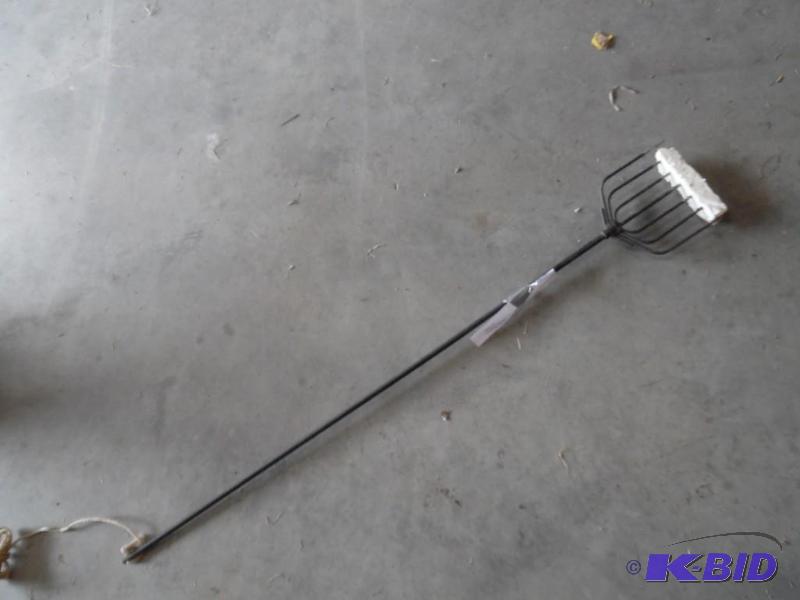 Fishing spear