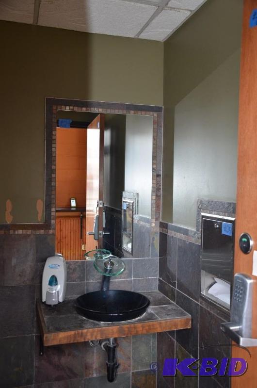 lot 24 image: Decorative Bathroom Sink 16 12" diamete...