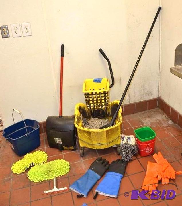 lot 32 image: Group of cleaning supplies including mop buck...