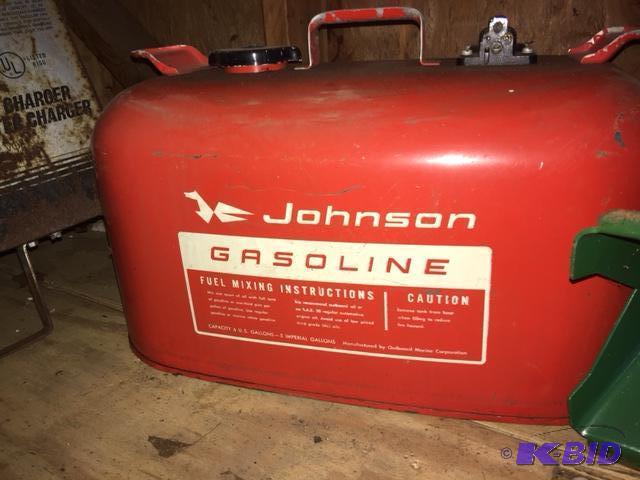 lot 3A image: Vintage Johnson Boat Gasoline Can...