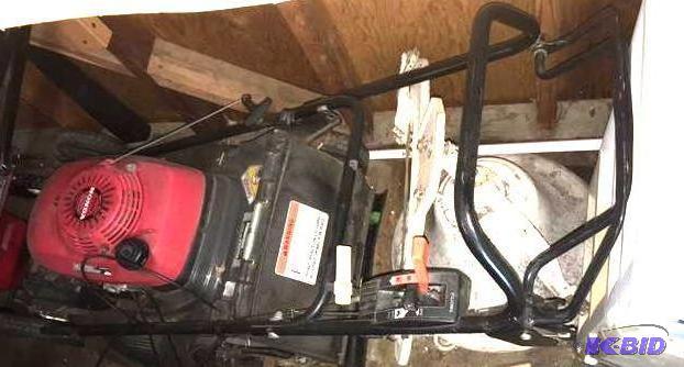lot 45 image: Honda Easy Start Quiet Push mower. &nbspWas ...