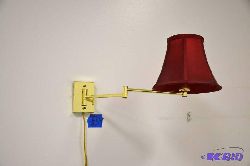 lot 54 image: Wall mounted brass colored&nbspextendable ar...