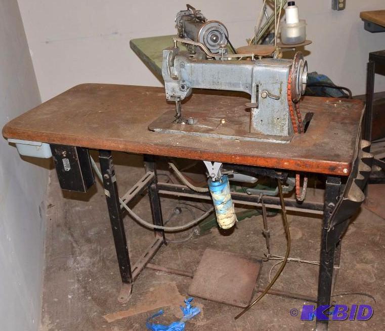 Adler commercial sewing machine&nbsp Model 6...