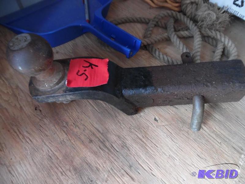 Receiver hitch and 2 ball