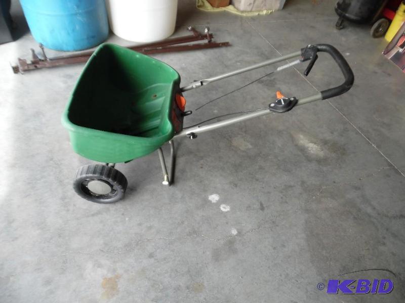 Grass seed spreader