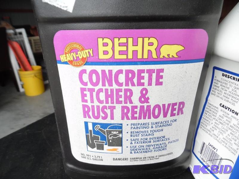 Concrete cleaner