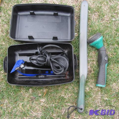 lot 10 image: Wahl Groomer, Scraper