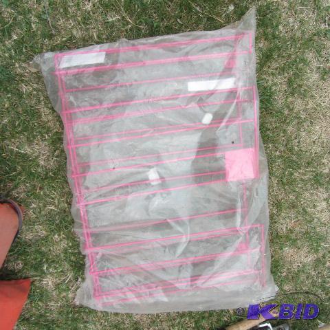 lot 16 image: New Wrap Holder